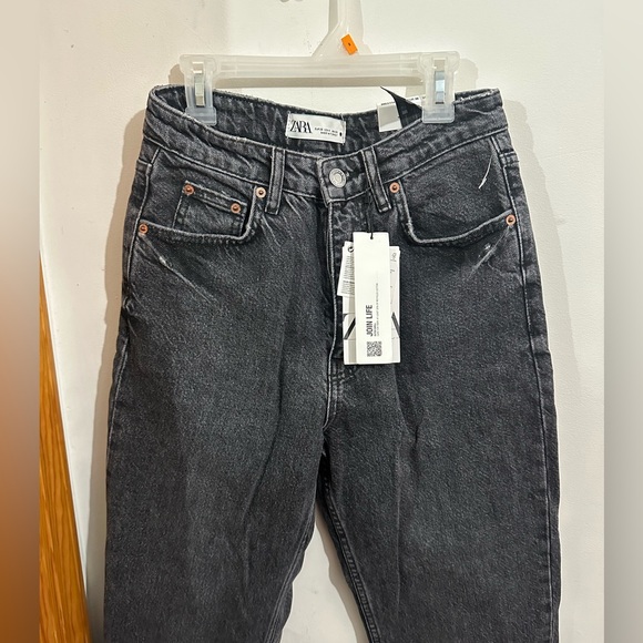 Zara 90s Mom Fit - Picture 1 of 3